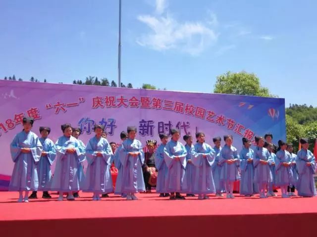 15288925705996763gRx.jpg 微信图片_20180613201648.jpg